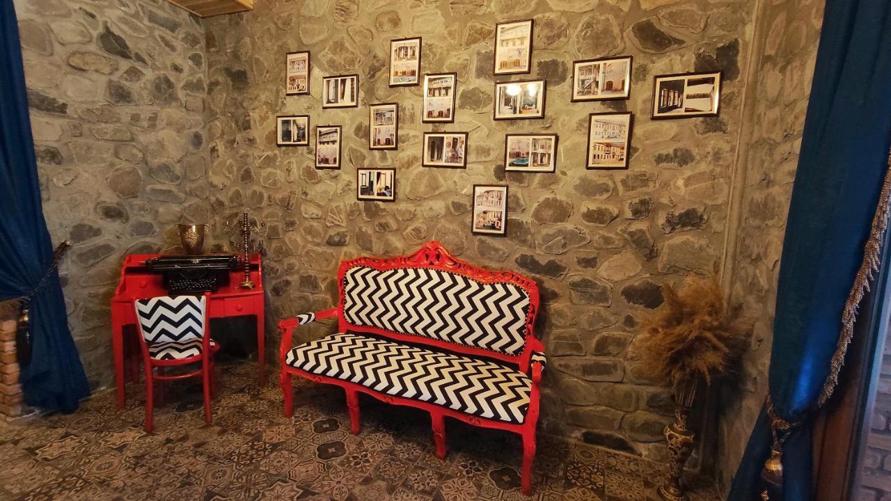 Отель Old Town Шеки Экстерьер фото